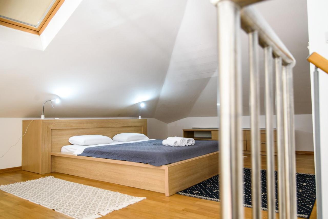 Summer Night Apartment By Duhomes ดูบรอฟนิก ภายนอก รูปภาพ